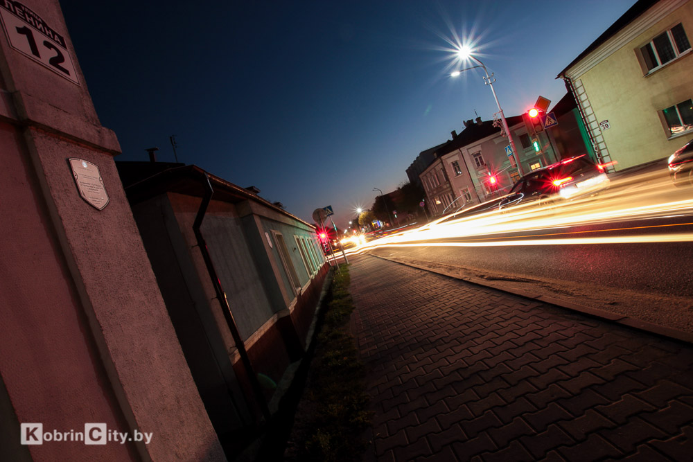 Диодное освещение улиц в Кобриине