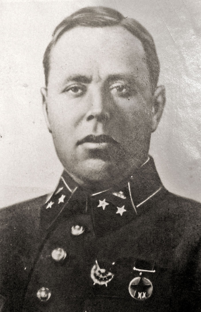 Кобрин, генерал-майор В.П. Пуганов, командир 22-й танковой дивизии