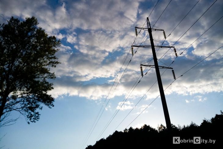 Кто будет без света с 4 по 7 июля — плановые отключения электроснабжения  в Кобринском районе