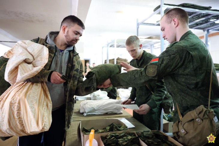 В Беларуси началась проверка боеготовности армии