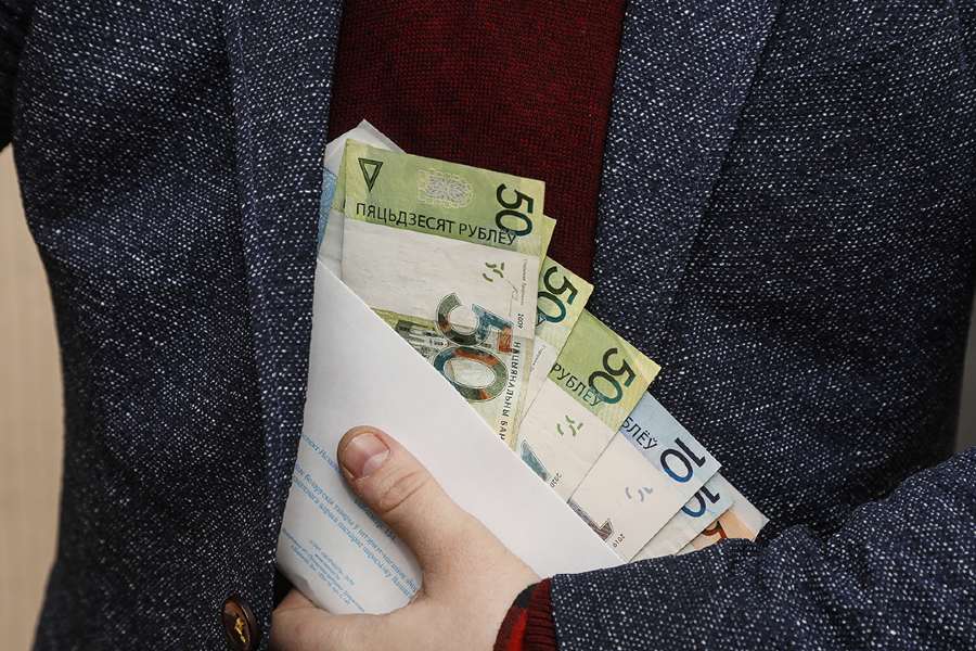 Поездка в один конец: куда уехала наличная выручка таксопарка?