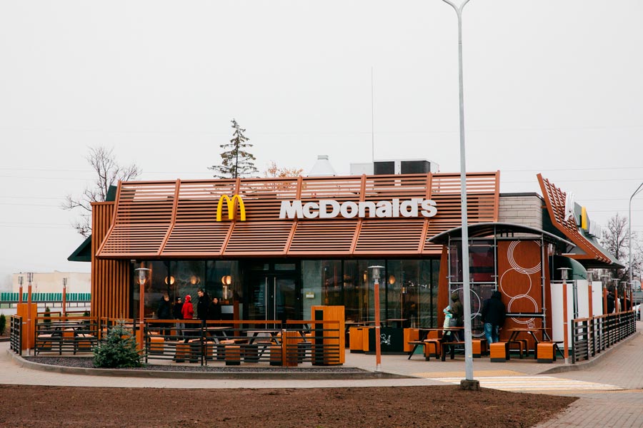 Бренд McDonald's уходит из Беларуси — его заменит «Вкусно и точка»