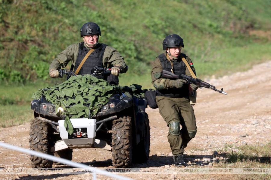 На день-два, в выходной, минуя военкоматы: Вольфович рассказал о новой форме призыва военнообязанных
