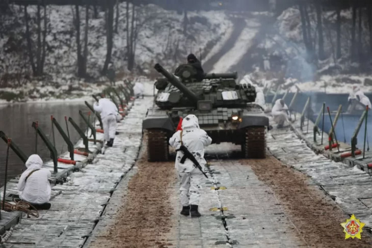 Проверка танкового батальона началась в одной из механизированных бригад Западного оперативного командования