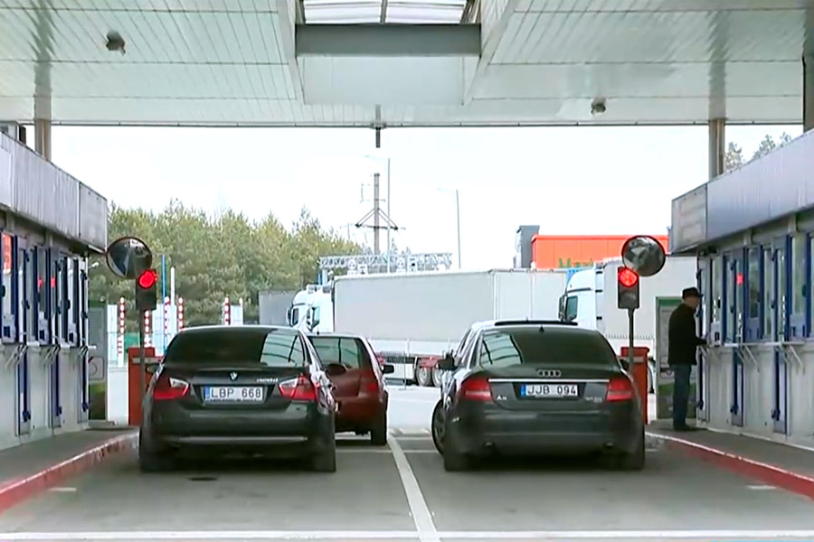 Белорусы не могут вывезти в РБ купленный в Польше товар — многим пришлось сдать продукцию обратно в магазины 
