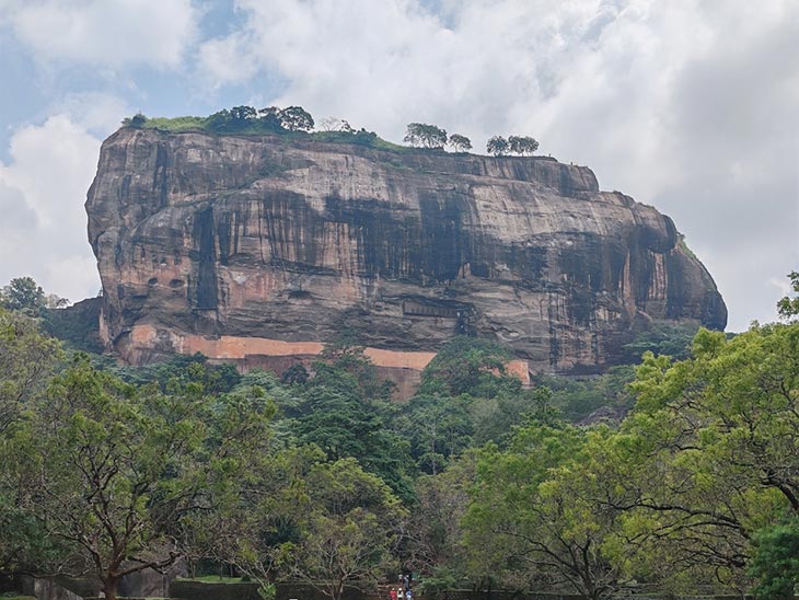 4 shri lanka 110526