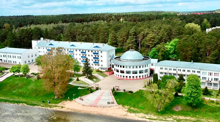 Санатории и загородные комплексы Беларуси: во сколько обойдется отдых и чем удивят