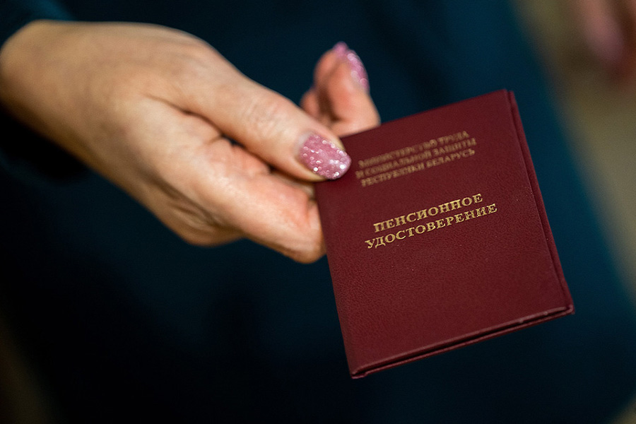 Кому для выхода на пенсию хватит 5 и 10 лет страхового стажа — рассказали в Минтруда