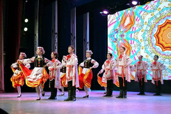 Педагоги Кобринского РЦДТ награждены грамотами Министерства образования и областного управления