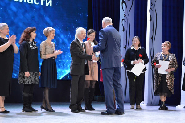 Педагоги дополнительного образования Кобринщины награждены грамотами Министерства образования и областного управления