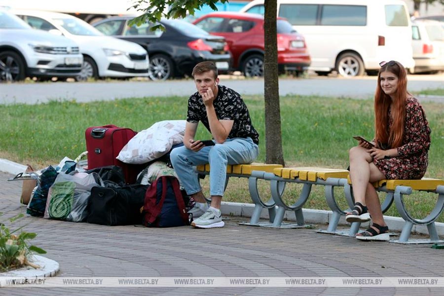 Сколько давать студенту на неделю, чтобы не голодал и не транжирил: реальные примеры