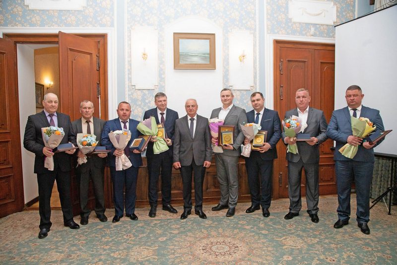 В числе победителей конкурса на звание «Лучший руководитель» — директор Кобринского маслосырзавода 