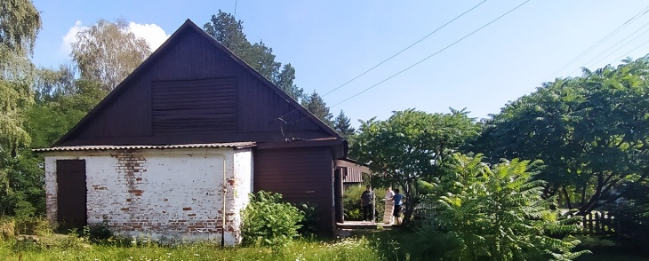 В деревне Корчицы продаётся здание библиотеки — возможна рассрочка до трёх лет