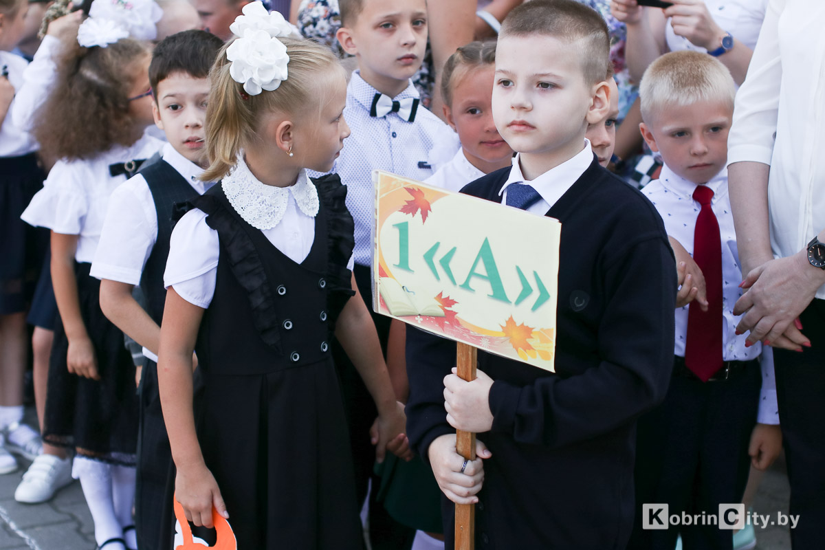 День знаний в Кобрине, шокла №9. 2 сентября 2019