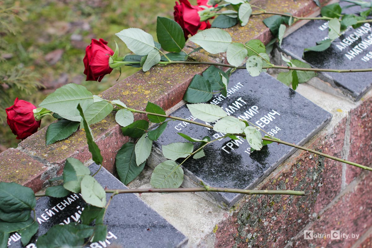 33 года со дня вывода войск из Афганистана — война длилась 9 лет, 1 месяц и 18 дней
