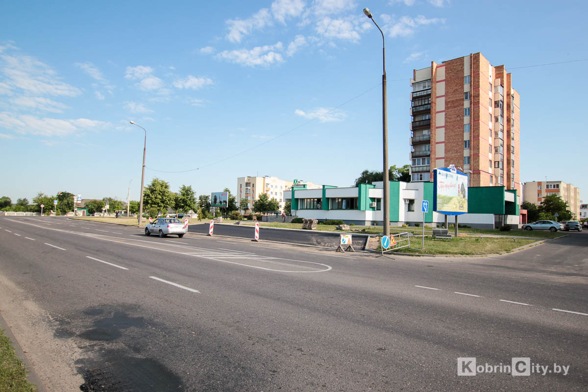 Во Фруктовом и Мазурях положили асфальт