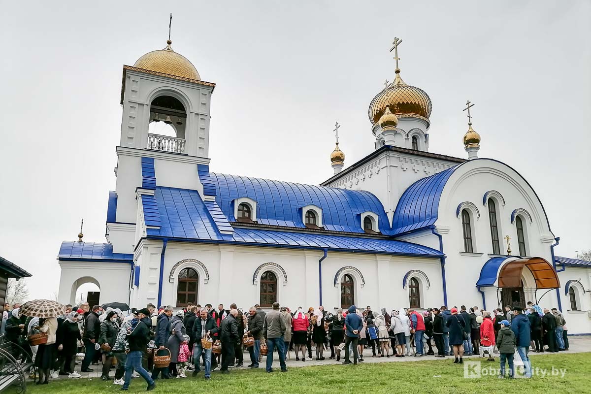 Христос воскресе! Кобрин православный празднует Пасху Христову