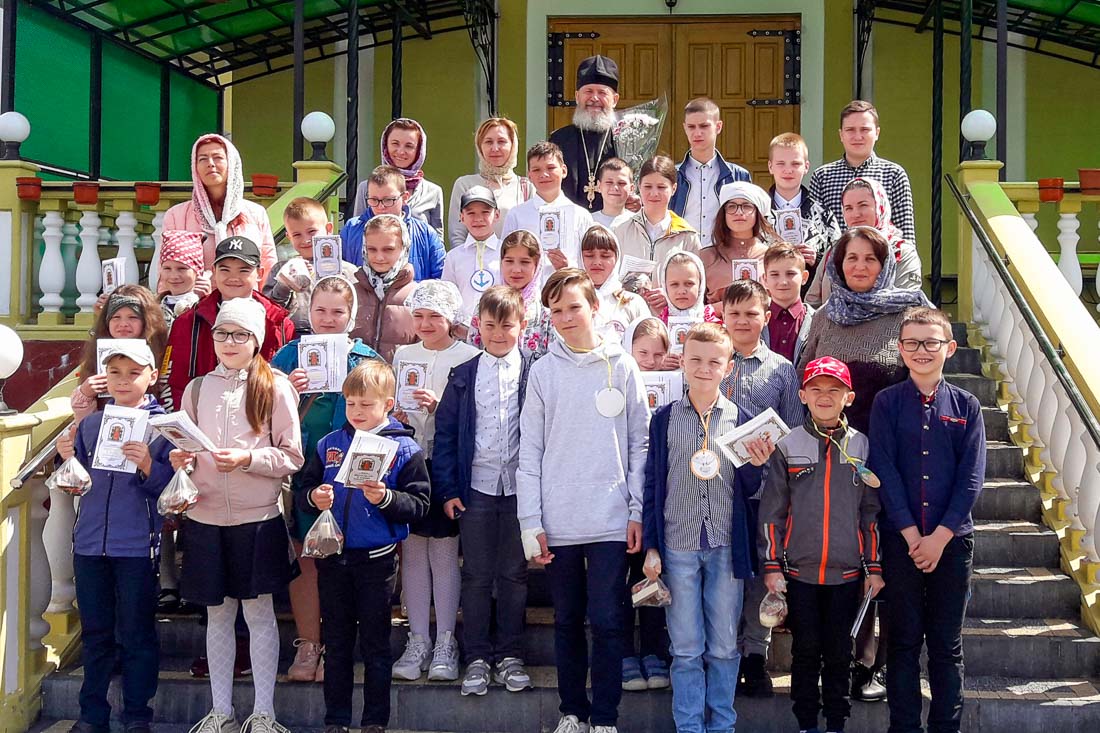 Выпускной-2021 в детской Воскресной школе при Свято-Христорождественской церкви Кобрина