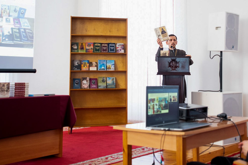 Появилась книга о необычном святом – архиепископе-хирурге, автор – настоятель храма в аг. Буховичи Кобринского района