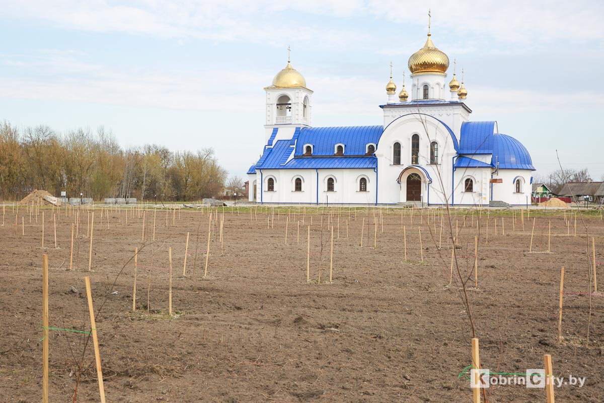 В Кобрине завершается строительство нового храма