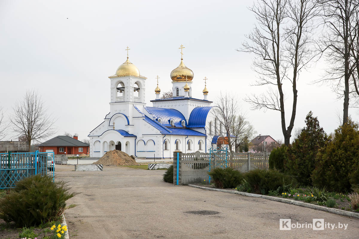 В Кобрине завершается строительство нового храма