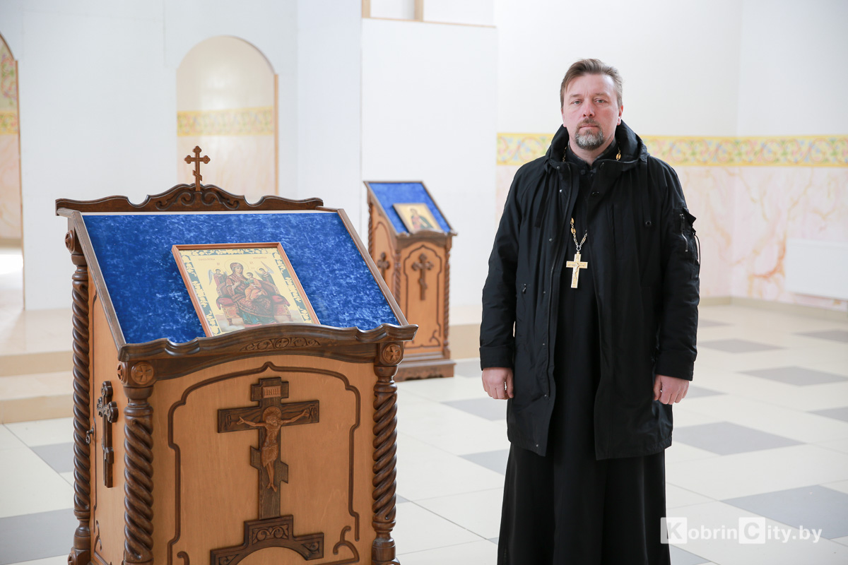 В Кобрине завершается строительство нового храма