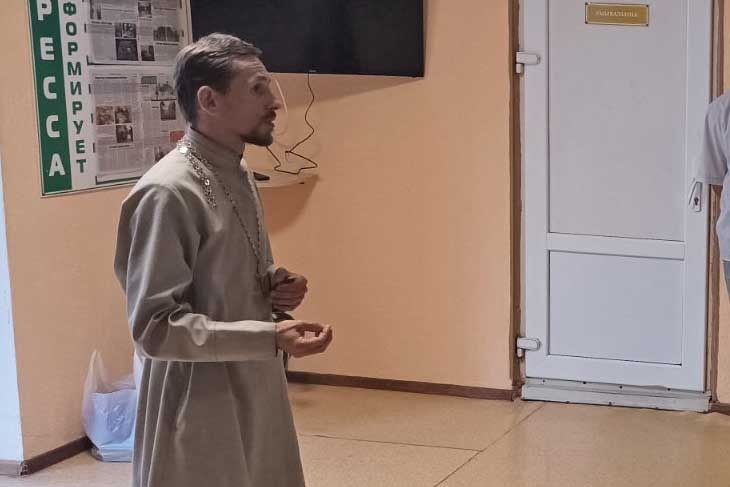 Накануне праздника пророка Илии священник Георгий Орабей посетил исправительное учреждение в деревне Лущики Кобринского района