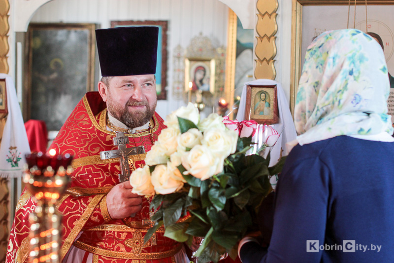 В Свято-Георгиевском храме Кобрина отметили престольный праздник