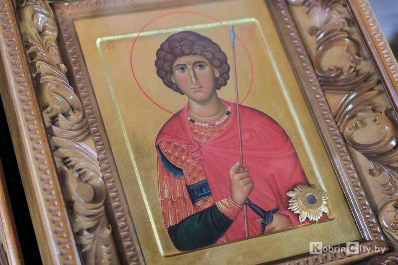 В Свято-Георгиевском храме Кобрина отметили престольный праздник