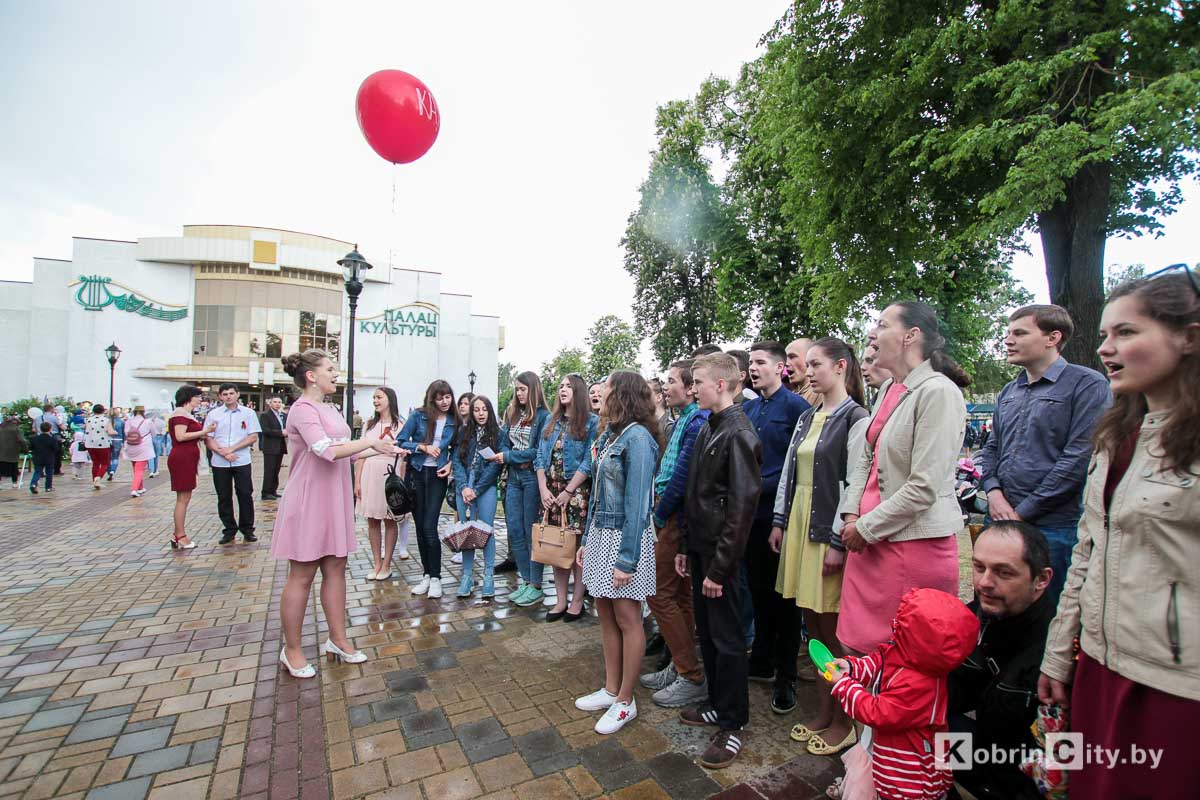 Кобрин отпраздновал 73-ю годовщину Великой Победы