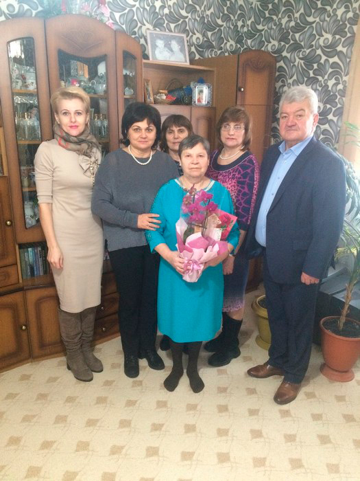 Антонина Петровна Миколайчук, бывший директор Шеметовской школы Кобринского района, отметила 70-летний юбилей