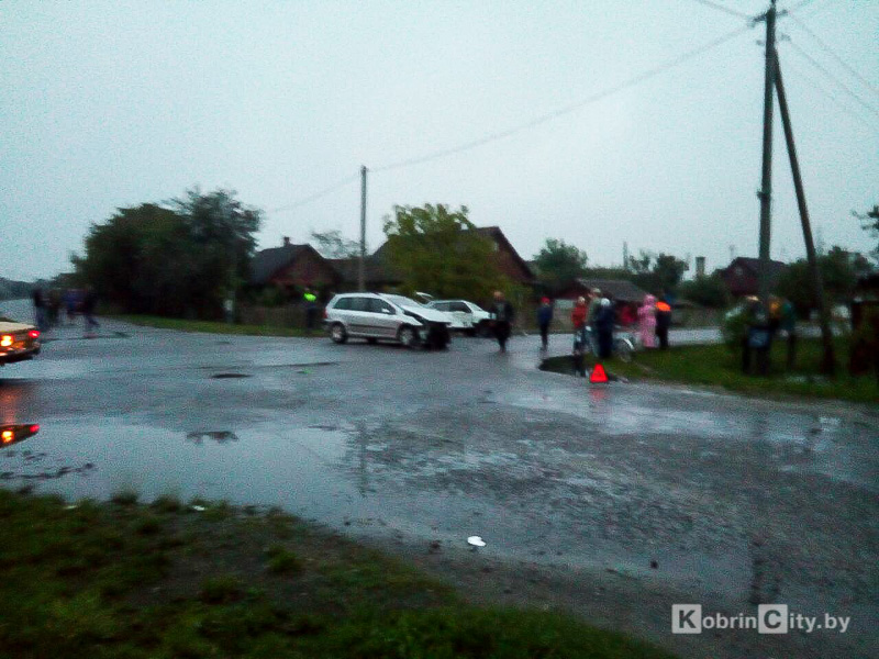 Дтп Кобрин