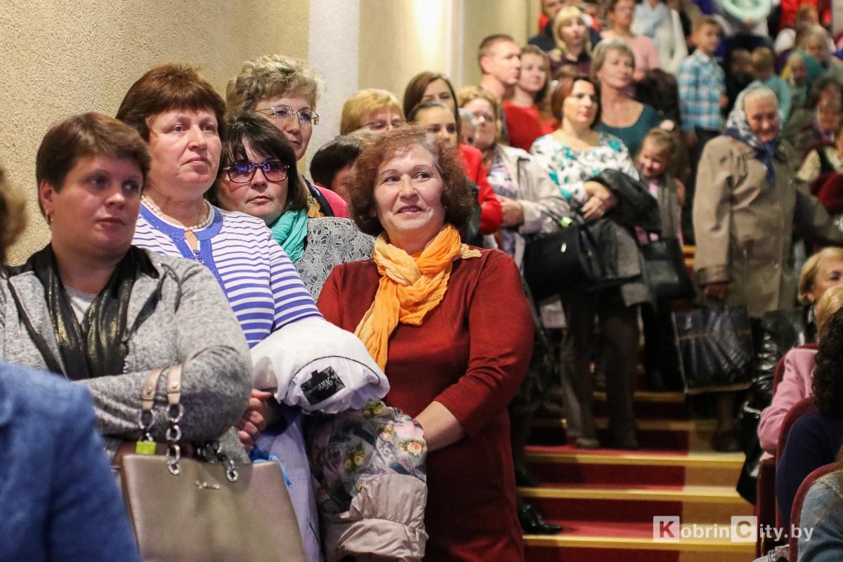 15 женщин Кобринского района получили Орден Матери