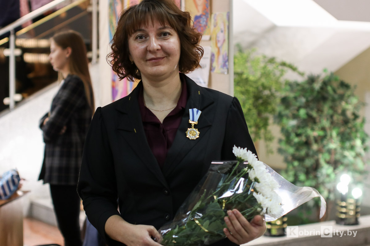15 женщин Кобринского района получили Орден Матери