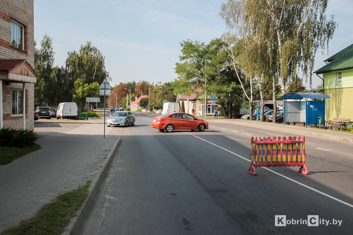 Объезд! Закрыт на ремонт жд переезд по ул. Ленина в Кобрине
