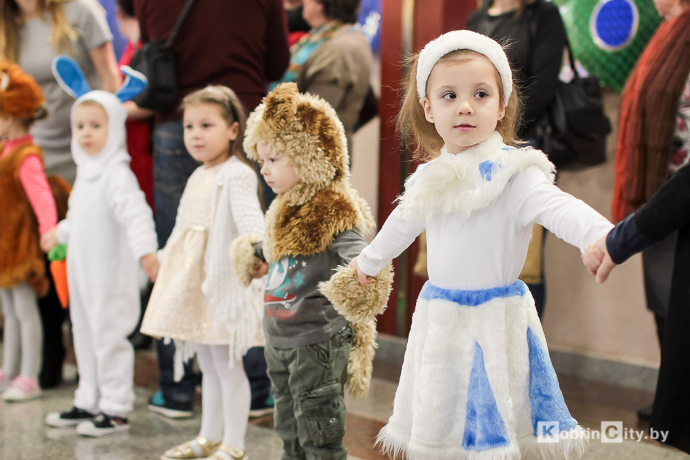 Новогодний утренник детского центра