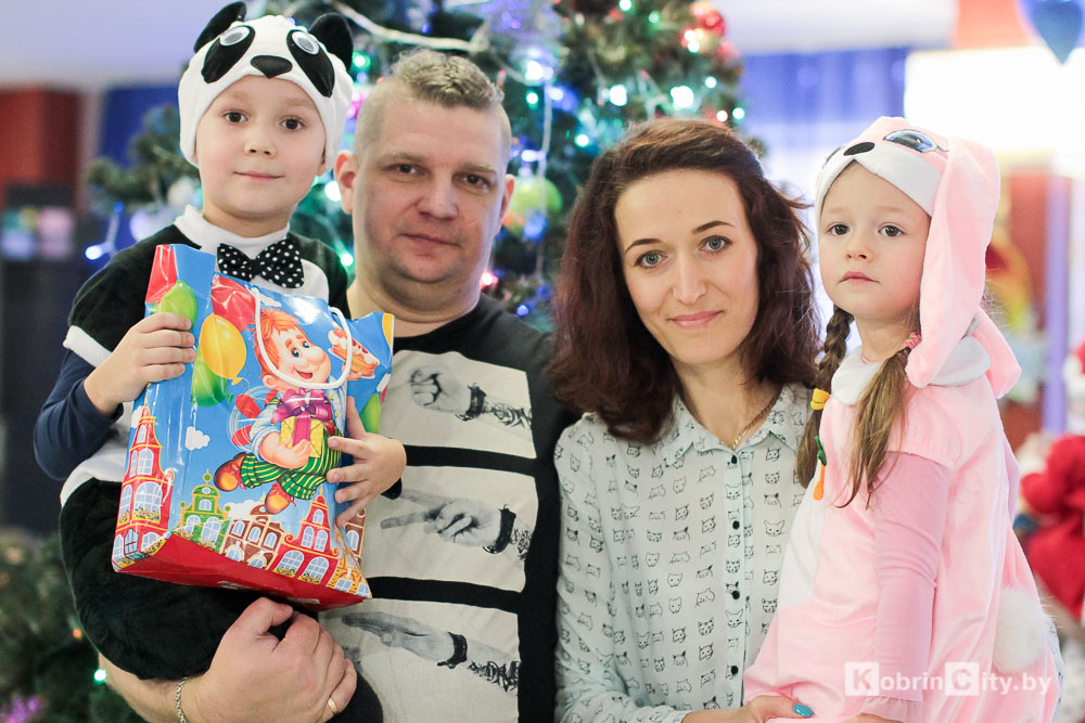 Новогодний утренник детского центра