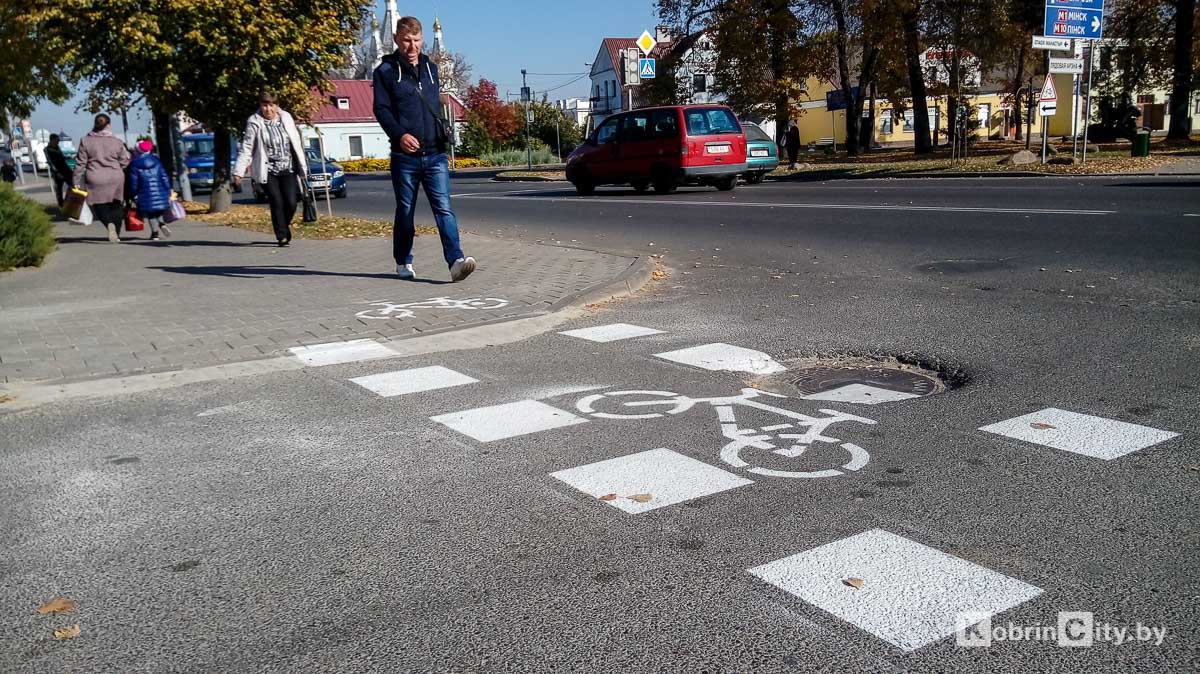 Велодорожки в Кобрине. Как правильно ездить на велосипеде