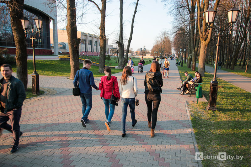 Весна пришла! Фоторепортаж с улиц Кобрина