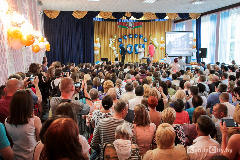 Кобрин. Выпускной 2017
