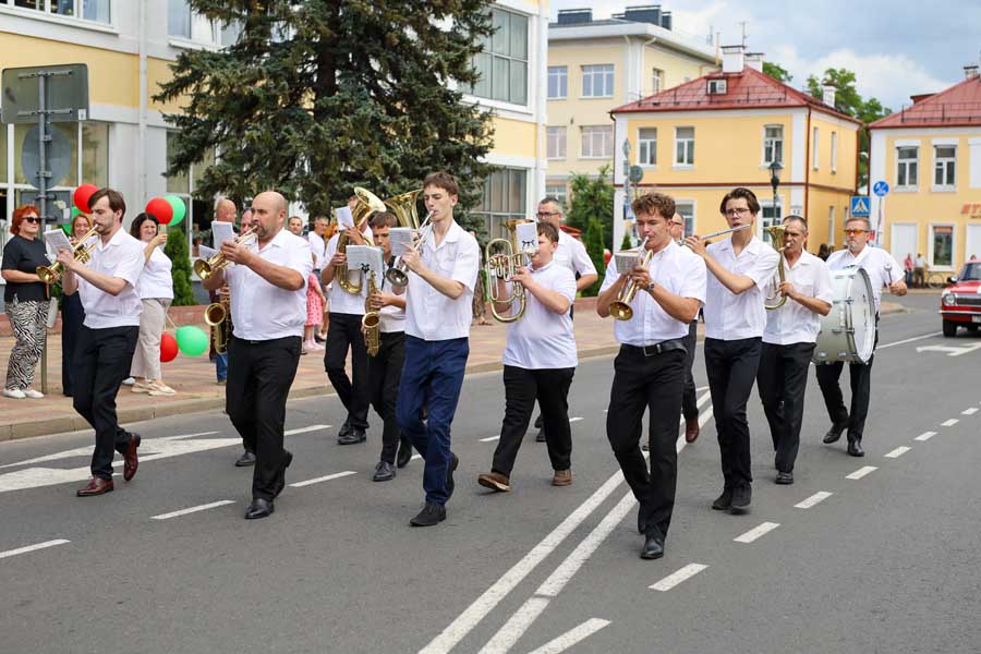 Кобрин с размахом отметил День пожарной службы Беларуси. Фоторепортаж