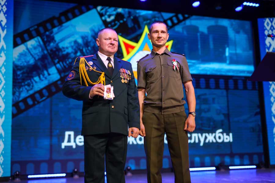 Кобрин с размахом отметил День пожарной службы Беларуси. Фоторепортаж