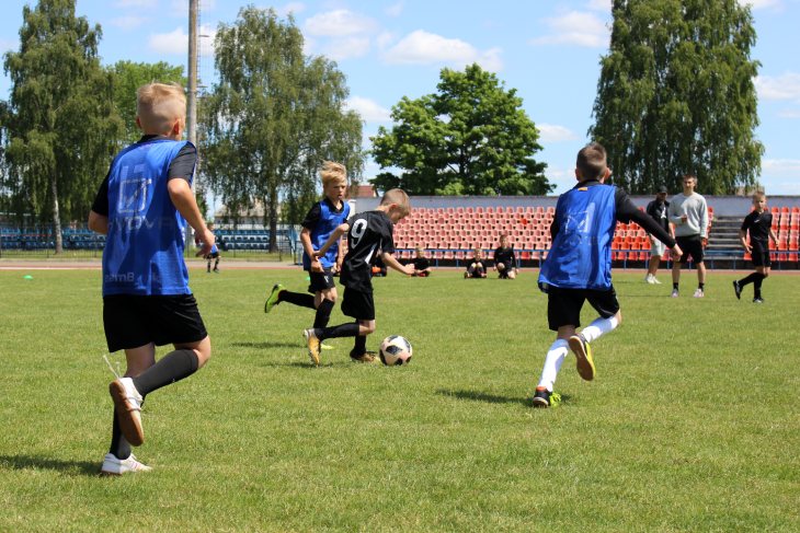 В Кобрине состоялся республиканский турнир Polesie Cup 2023 — на стадионе «Юность» выступили восемь команд из разных городов страны
