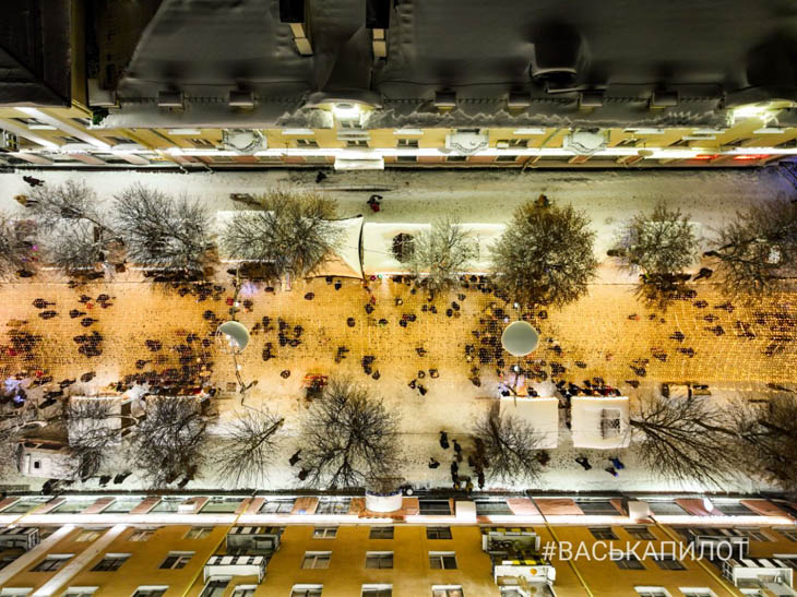 В Бресте зажгла огни главная елка города. Фото и видео #ВаськиПилота