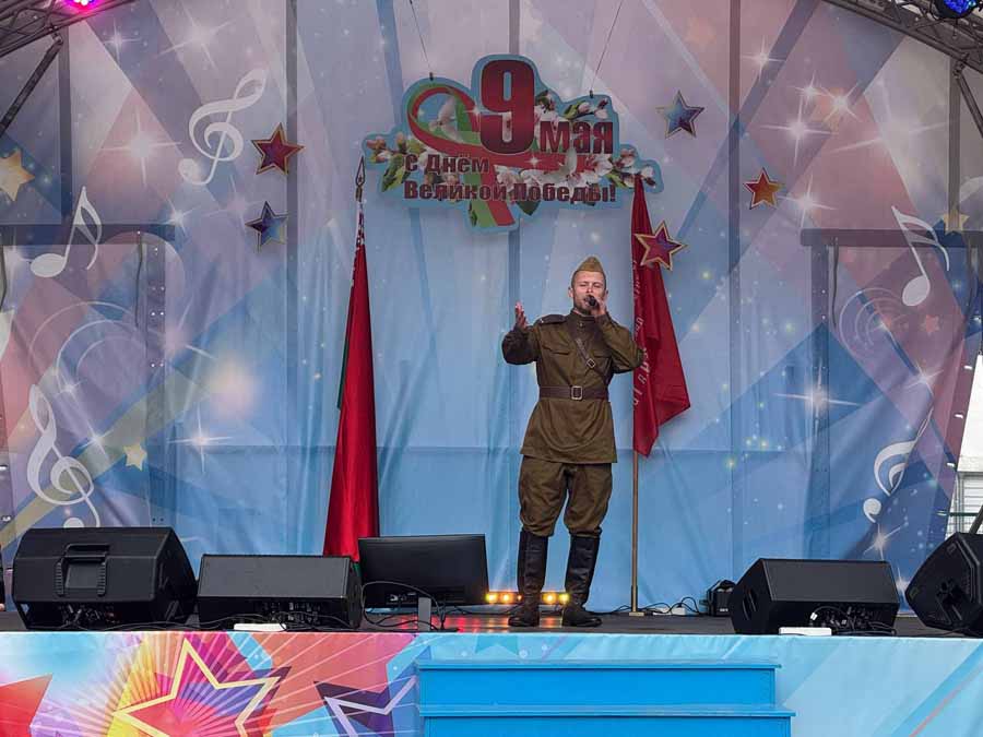 Кобрин отмечает 80-летие Победы. Фоторепортаж