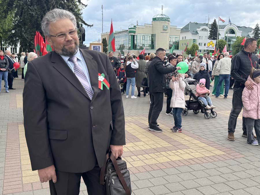 Кобрин отмечает 80-летие Победы. Фоторепортаж