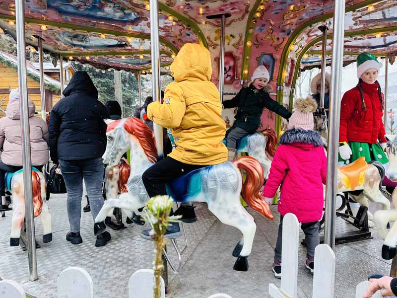 Чем удивляют мастера и подворья на фестивале-ярмарке «Берестейские сани-2025» в Кобрине