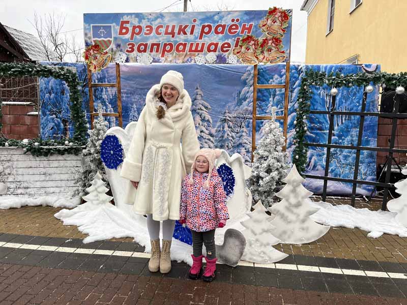 Чем удивляют мастера и подворья на фестивале-ярмарке «Берестейские сани-2025» в Кобрине