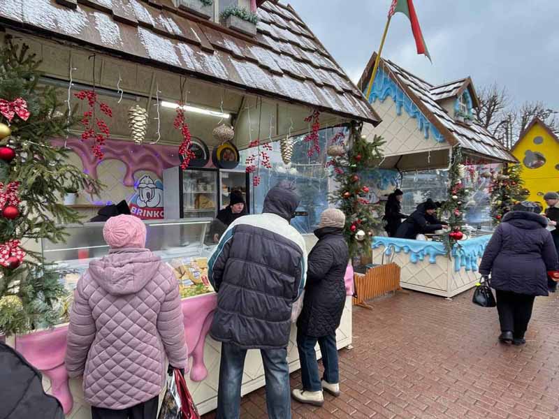 Чем удивляют мастера и подворья на фестивале-ярмарке «Берестейские сани-2025» в Кобрине