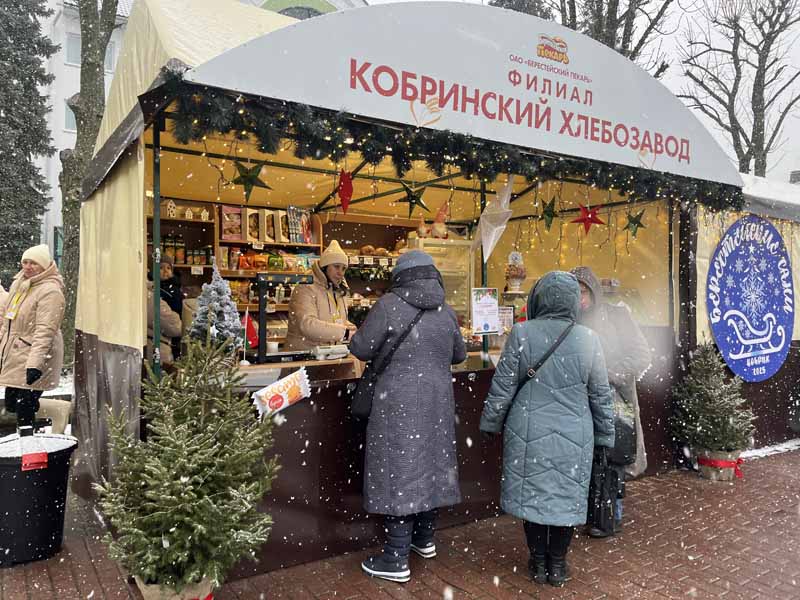 Чем удивляют мастера и подворья на фестивале-ярмарке «Берестейские сани-2025» в Кобрине